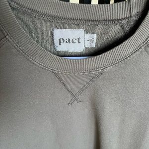 Pact Women’s Organic Cotton Pewter Essential Sweatshirt